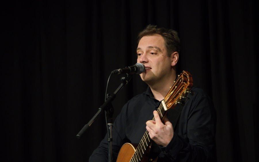 Stefan Greimel singt Reinhard Mey